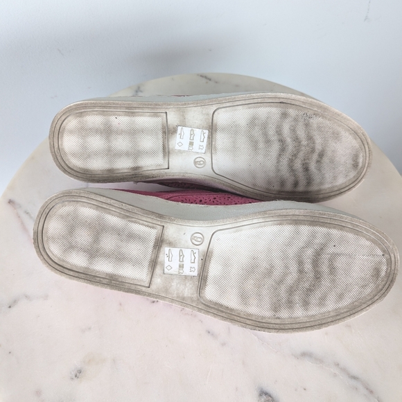 Jack Rogers Ronnie Pink Perforated Suede Slip On Sneakers - Picture 9 of 10